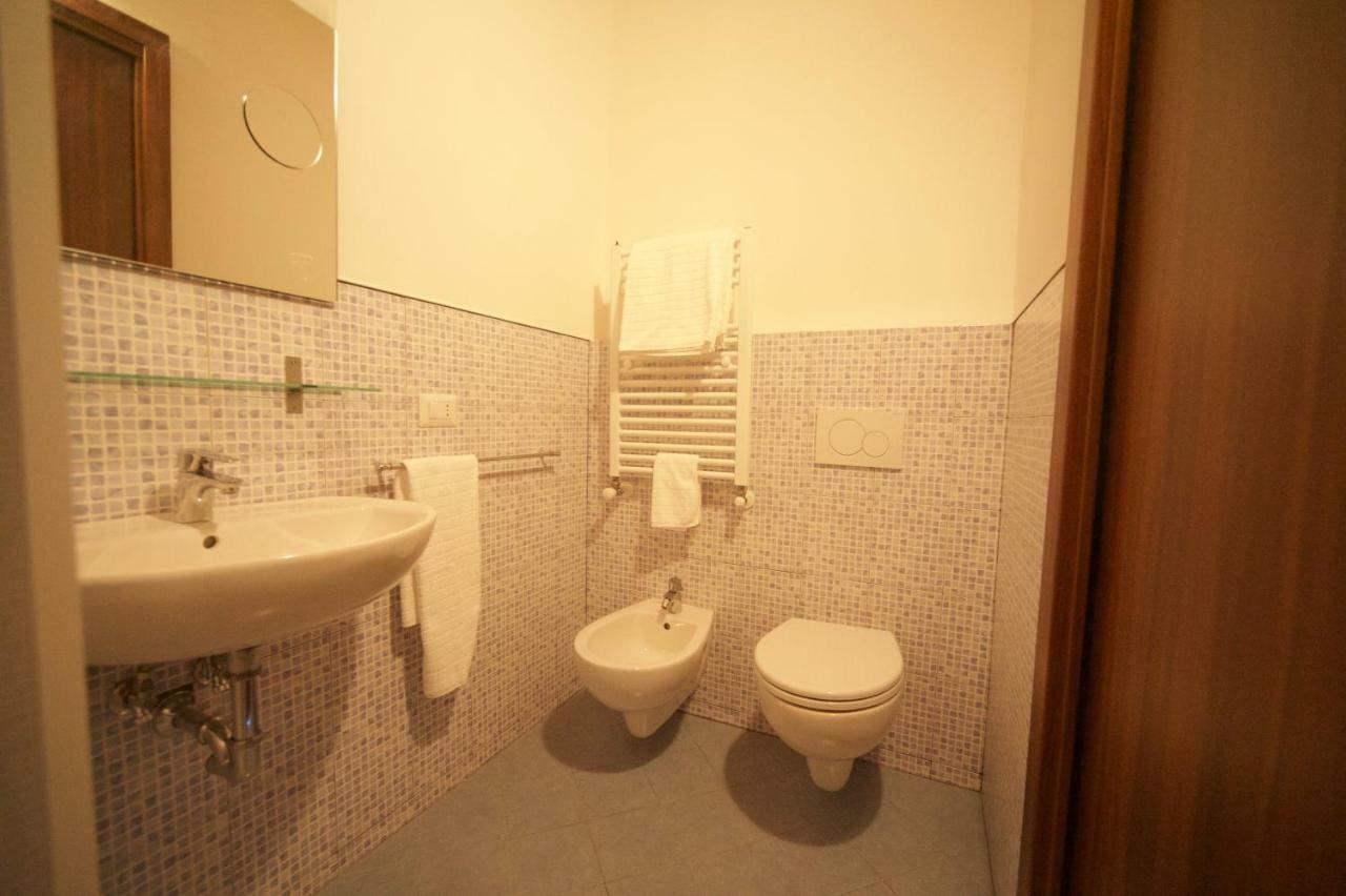 Al Vecchio Convento Mare E Monti Bed & Breakfast Ortonovo Dış mekan fotoğraf